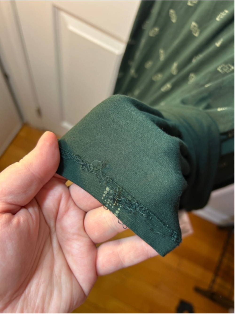 Penningtons Forest Green V-Neck Short Sleeve Top - Picture 4 of 6